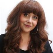 Profesora de inglés con nivel C2 (bilingüe) se ofrece a clases a todos los niveles: apoyo, gramática, preparación de exámenes, conversación